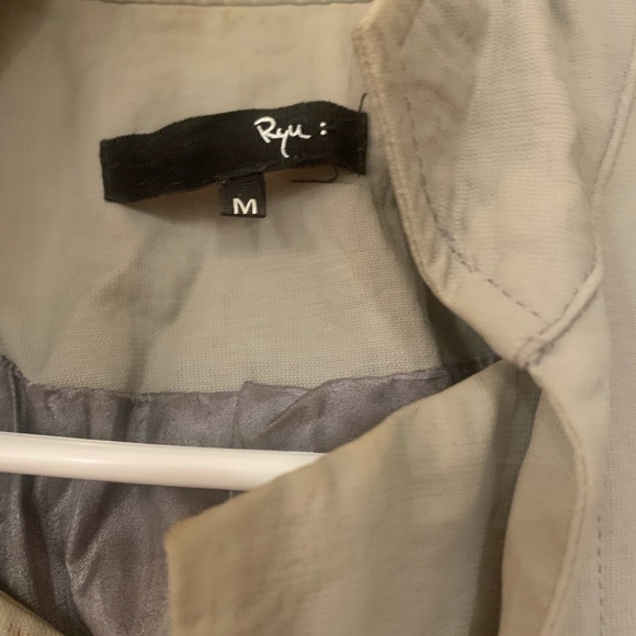 Cute jacket - Picture 2 of 4